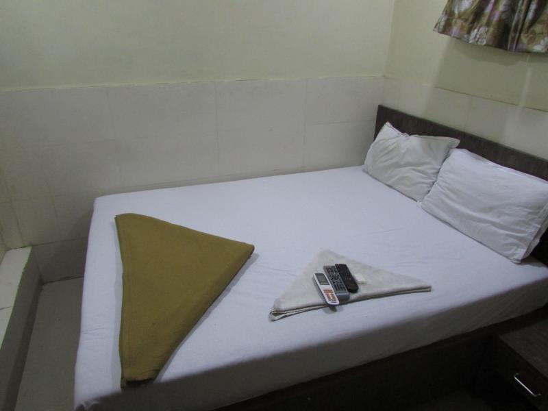 Hotel Royal Residency Mumbai Exterior photo